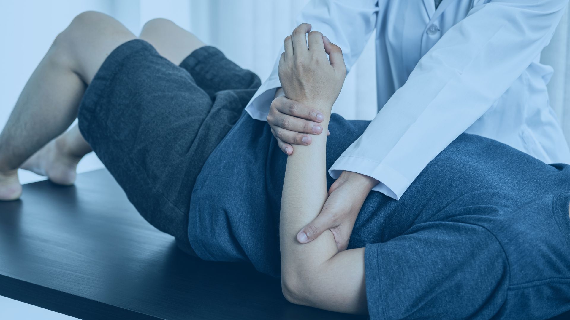 Estrategias para retener pacientes fisioterapia: la fidelización empieza con la gestión